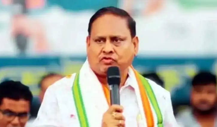 নতুন দলের ঘোষণা দিলেন হুমায়ুন, নাম ‘জনতা উন্নয়ন পার্টি’