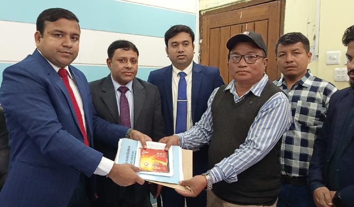 খাগড়াছড়িতে সাবেক ২ উপজেলা চেয়ারম্যানের মনোনয়নপত্র সংগ্রহ