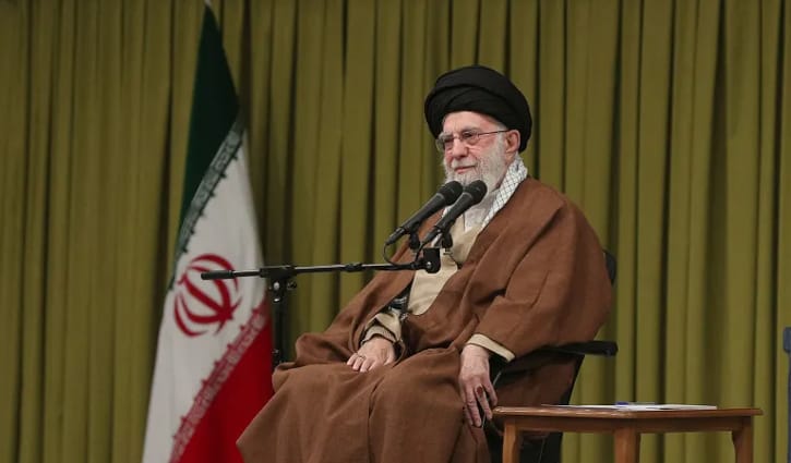 মাদুরোকে যুক্তরাষ্ট্রের অপহরণের ঘটনা ইরানের সঙ্গে সম্ভাব্য যুদ্ধের ইঙ্গিত