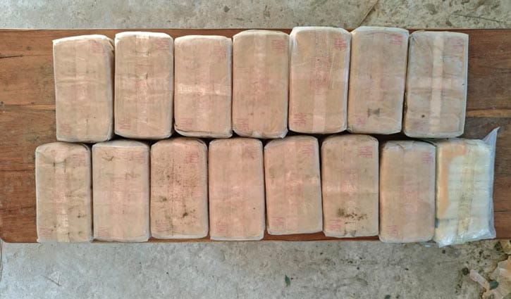 চট্টগ্রামে দেড় লাখ পিস ইয়াবা জব্দ, আটক ১ চট্টগ্রামে দেড় লাখ পিস ইয়াবা জব্দ, আটক ১