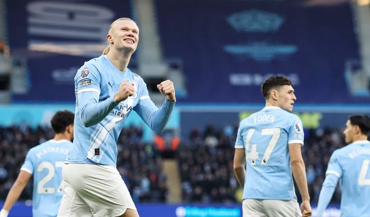 ম্যানসিটির শীর্ষে ওঠার দিনে রোনালদোকে ছাড়াল হালান্ড