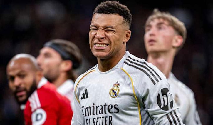 নতুন বছরের শুরুতেই বড় ধাক্কা খেল রিয়াল