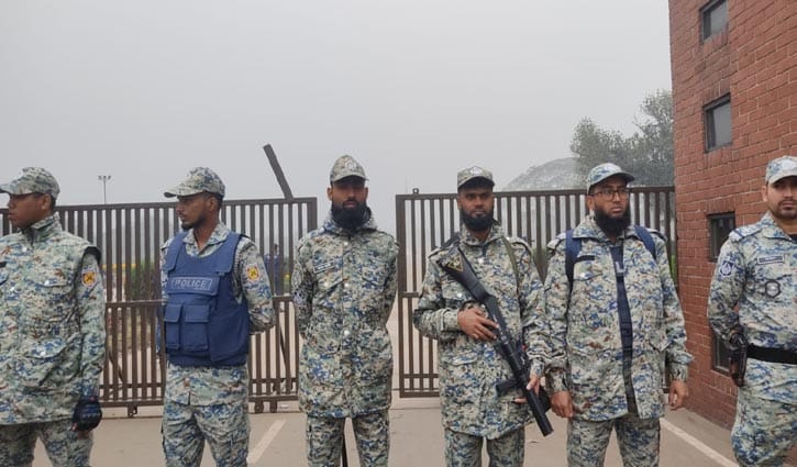 তারেক রহমানের আগমনকে ঘিরে স্মৃতিসৌধে কঠোর নিরাপত্তা