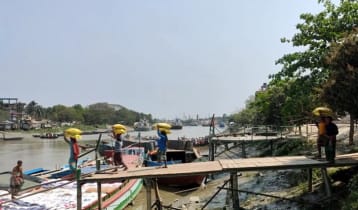 শীতের প্রভাব নওয়াপাড়া নদীবন্দরে