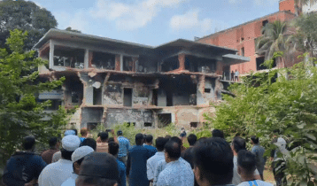 সকালে ধানমন্ডি ৩২ নম্বরে পুনরায় ভাঙচুর