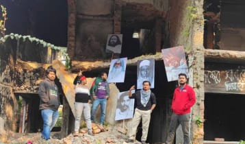 ধানমন্ডি ৩২ নম্বরে ভাসানী, সিরাজুল আলম, সিরাজ শিকদার, মেজর জলিল ও হাদির ছবি