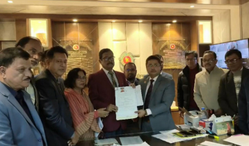 কিশোরগঞ্জ ৪: মনোনয়নপত্র জমা দিয়েছেন ফজলুর রহমান