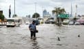 বিরল ভারী বৃষ্টিপাতে বন্যার কবলে দুবাই