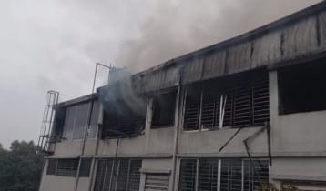 গাজীপুরে কার্টন কারখানার আগুন সাড়ে ৪ ঘণ্টা পর নিয়ন্ত্রণে