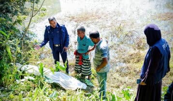 সাব-রেজিস্ট্রার কার্যালয়ের পাশে অজ্ঞাত তরুণীর লাশ