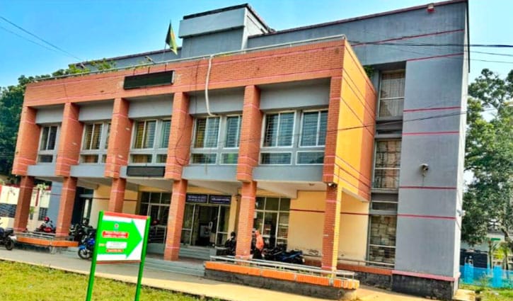 সাতক্ষীরায় ৪টি আসনে মনোনয়নপত্র নিলেন ১৪ জন