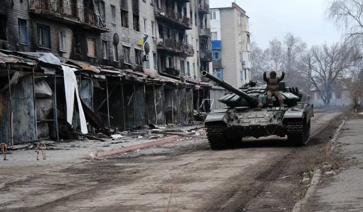 রাশিয়ার দখলে এলো ইউক্রেনের গুরুত্বপূর্ণ শহর সিভেরস্ক