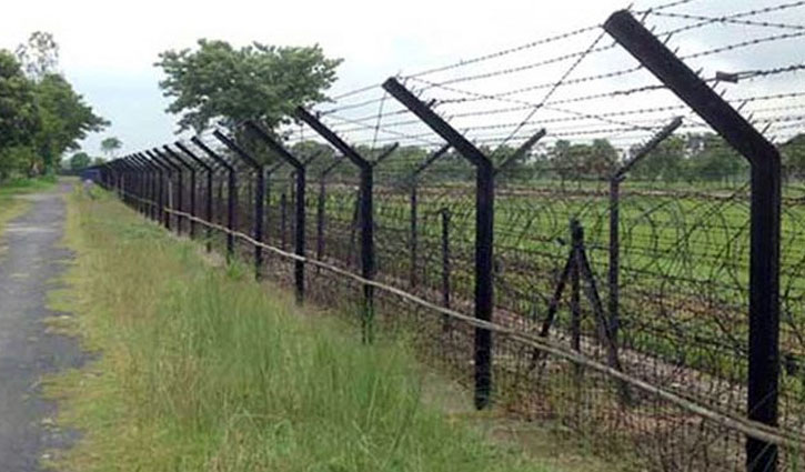 চাঁপাইনবাবগঞ্জ সীমান্তে দুজনকে আটক করেছে ভারতীয় পুলিশ