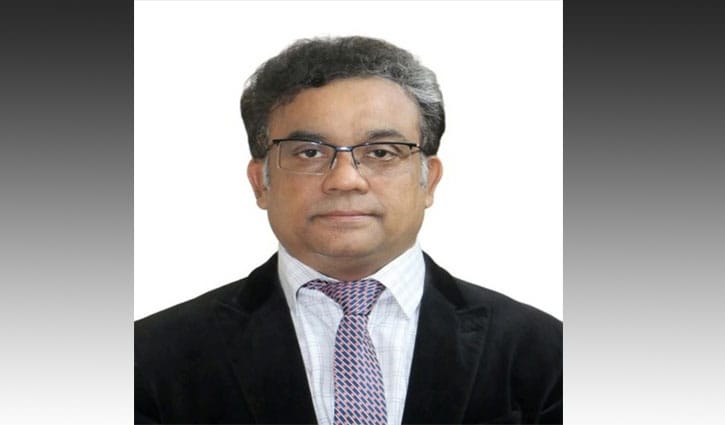 হাদির মৃত্যুতে জাবি উপাচার্যের শোক: পতাকা অর্ধনমিত রাখার নির্দেশ