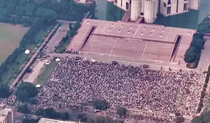 হাদির জানাজা সম্পন্ন