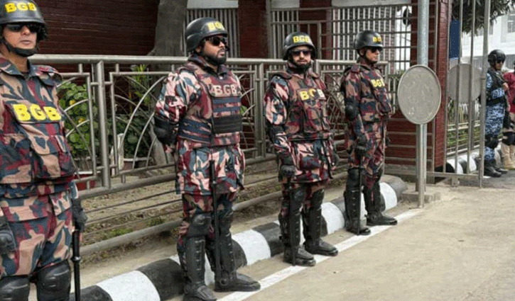 বিমানবন্দর ও ৩০০ ফিটসহ গুরুত্বপূর্ণ স্থানে বিজিবি মোতায়েন