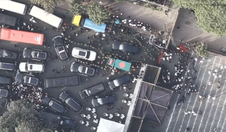 জিয়া উদ্যানে খালেদা জিয়ার মরদেহ