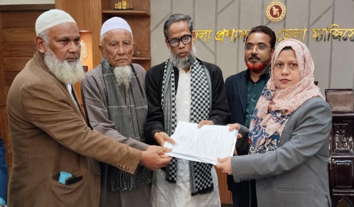 মুন্সীগঞ্জে মনোনয়নপত্র নিলেন ৪ প্রার্থী 