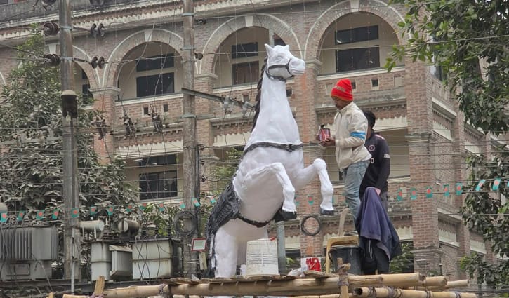 তারেক রহমানকে স্বাগত জানাতে বগুড়ায় নানা আয়োজন
