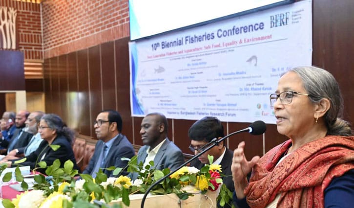 ফুড সেফটি নিশ্চিত না হলে মাছের উৎপাদন বাড়ানোর অর্থ নেই: উপদেষ্টা