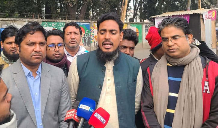 প্রশাসনের যোগসাজশ ছাড়া ওসমান হাদির খুনির পালিয়ে থাকা অসম্ভব: আখতার