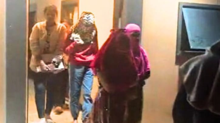 ভারতে দেহব্যবসা চক্রের হাত থেকে বাংলাদেশি কিশোরীসহ ৬ নারী উদ্ধার