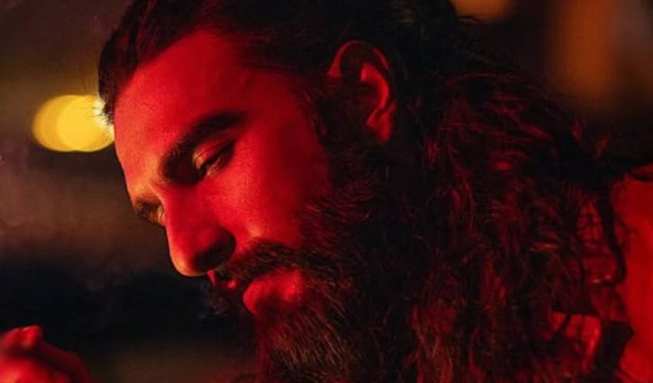 ২১ দিনে কত হাজার কোটি টাকা আয় করল ‘ধুরন্ধর’?