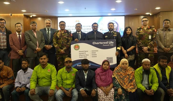 পরিচ্ছন্নতা কর্মীদের জন্য স্বাস্থ্যবীমা চালু করলো ডিএনসিসি