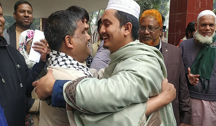 একসঙ্গে দেশ গড়ার অঙ্গীকার করলেন সারজিস ও বিএনপির নওশাদ  