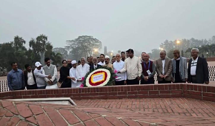 তারেক রহমানের পক্ষে জাতীয় স্মৃতিসৌধে শ্রদ্ধা নিবেদন