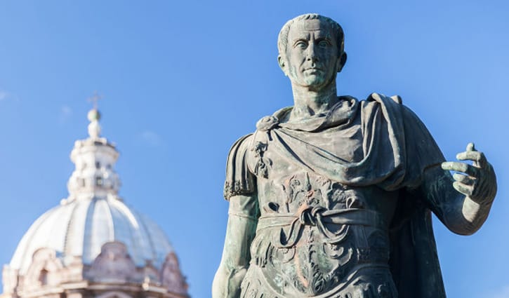 ‘থার্টি ফার্স্ট নাইট’ উদযাপন শুরু করেছিলেন যে সম্রাট