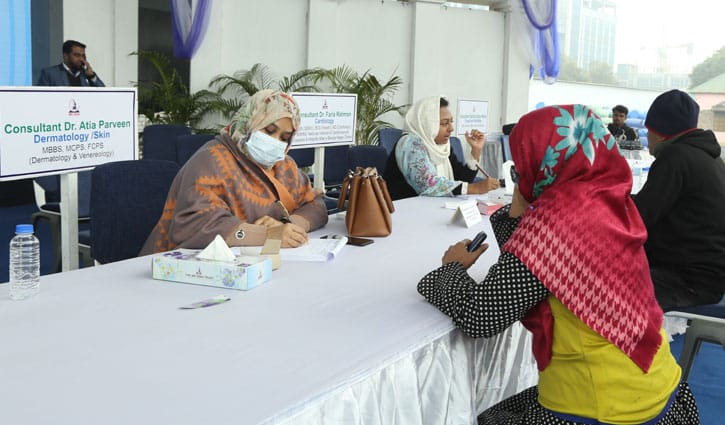 ওয়ালটন কর্মীরা পেলেন ইবনে সিনা ট্রাস্টের ফ্রি মেডিক্যাল সেবা