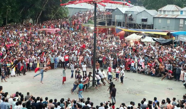 গোপালগঞ্জে ঐতিহ্যবাহী চড়ক ঘুল্লী অনুষ্ঠিত