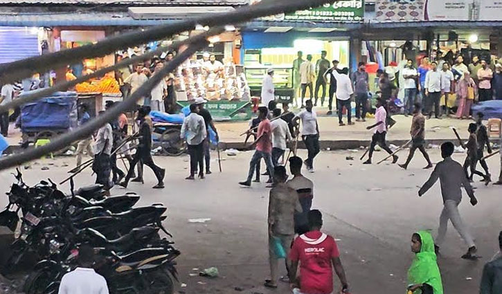 গাজীপুরে ইজারাদার ও হকারদের মধ্যে সংঘর্ষ, আহত ২০