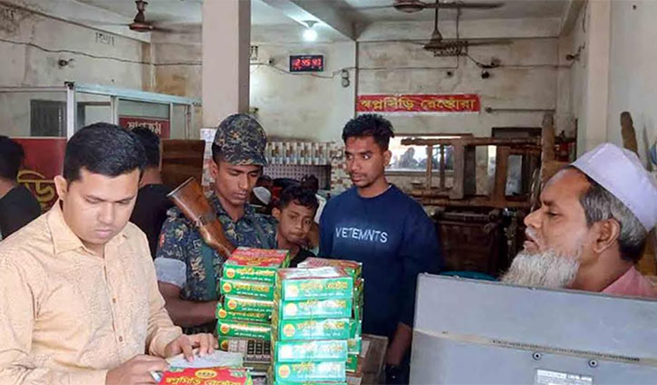 ১ কেজি মিষ্টিতে প্যাকেটের ওজনই ১৮০ গ্রাম