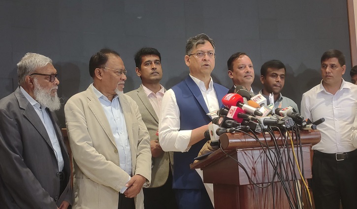 সংবিধান সংশোধনীর সব ক্ষেত্রে গণভোট প্রয়োজন নয়: সালাহউদ্দিন আহমেদ সংবিধান সংশোধনীর সব ক্ষেত্রে গণভোট প্রয়োজন নয়: সালাহউদ্দিন আহমেদ