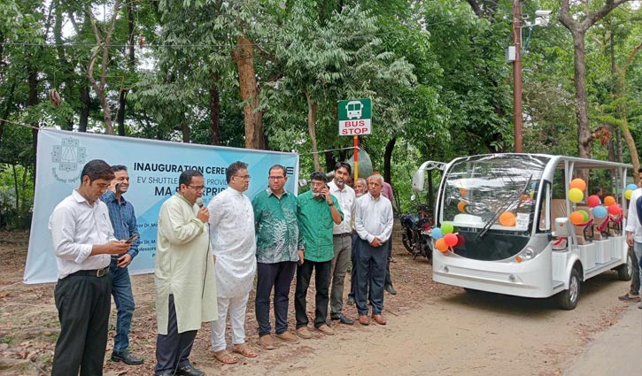 জাবিতে যুক্ত হলো আরো চারটি ইলেকট্রিক কার্ট জাবিতে যুক্ত হলো আরো চারটি ইলেকট্রিক কার্ট