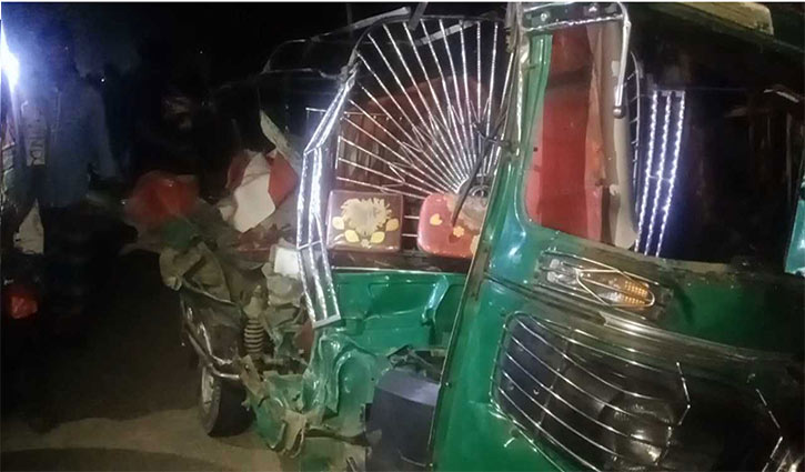 ত্রিশালে বাসের ধাক্কায় অটোরিকশার দুই যাত্রী নিহত