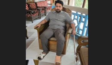 বেড়াতে গিয়ে পায়ে আঘাত পেলেন এনসিপির আহ্বায়ক নাহিদ ইসলাম