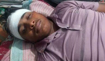 ছাত্র আন্দোলনে চোখ হারানো কিশোরকে কুপিয়ে জখম