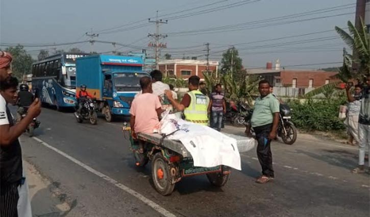 ধামরাইয়ে ট্রাকের ধাক্কায় পোশাক শ্রমিক নিহত