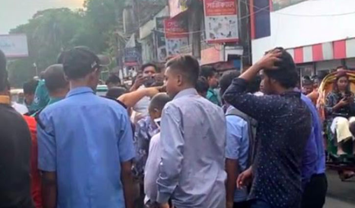 সিলেটে ট্রাক চাপায় মোটরসাইকেল আরোহী নিহত সিলেটে ট্রাক চাপায় মোটরসাইকেল আরোহী নিহত