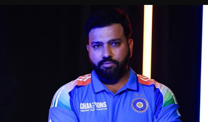 যে রেকর্ড রোহিত বাদে আর কারো নেই