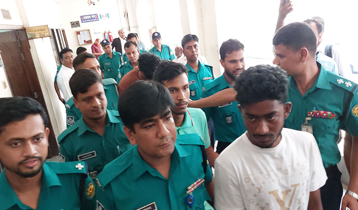 বিশ্ববিদ্যালয় শিক্ষার্থী পারভেজ হত্যা: ৩ আসামি ৭ দিনের রিমান্ডে