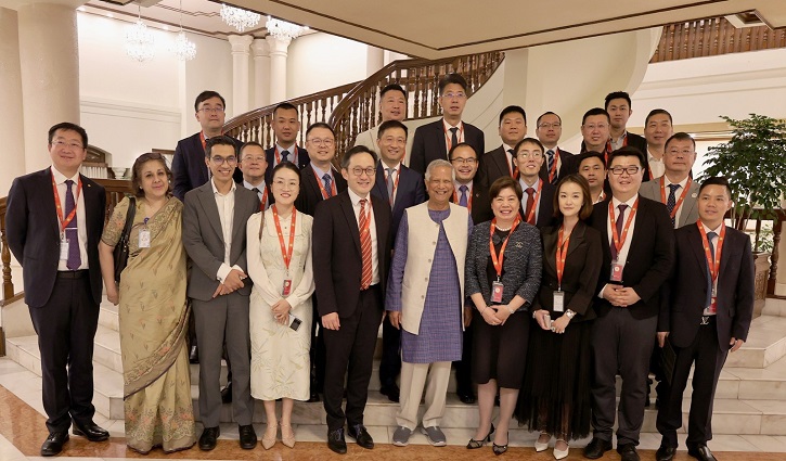 প্রতি মাসে চীনা বিনিয়োগকারীদের সঙ্গে বৈঠক করবেন প্রধান উপদেষ্টা