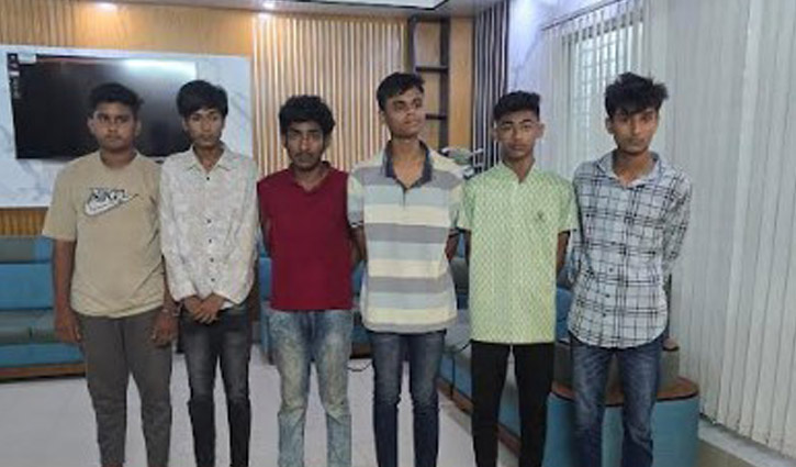 আশুলিয়ায় আ.লীগের ঝটিকা মিছিলে অংশ নেওয়া ৬ জন গ্রেপ্তার