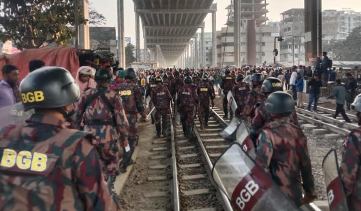 মহাখালী রেল গেটে ৪ প্লাটুন বিজিবি মোতায়েন