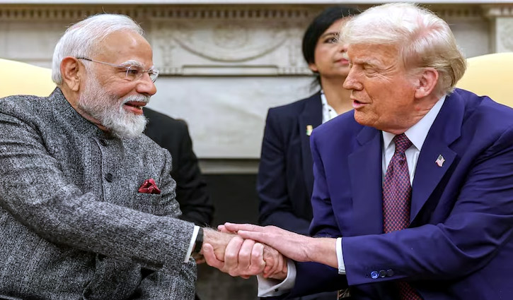 Trump announces imposing tariffs on Indian products