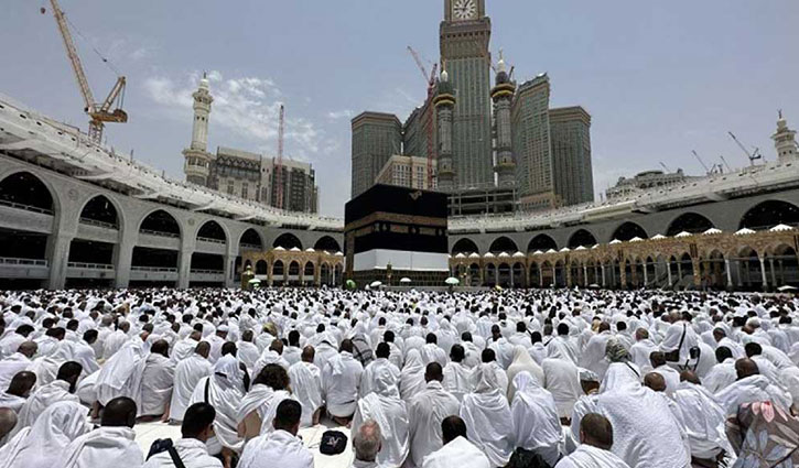 Hajj flights begin Hajj flights begin