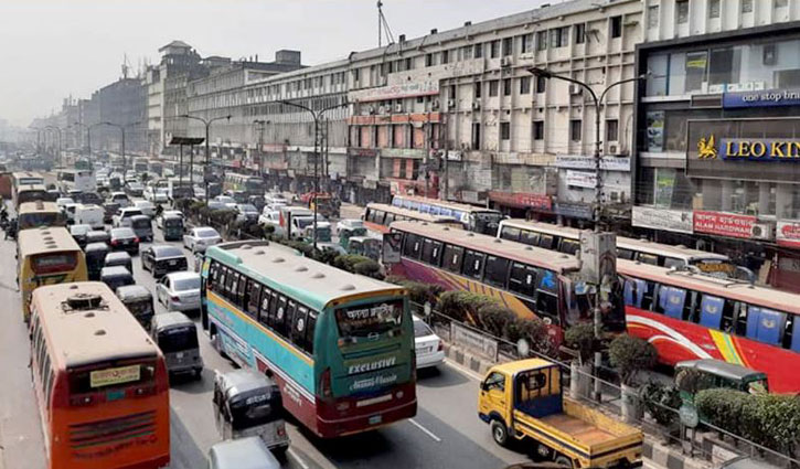 Two garment workers killed in Banani road crash